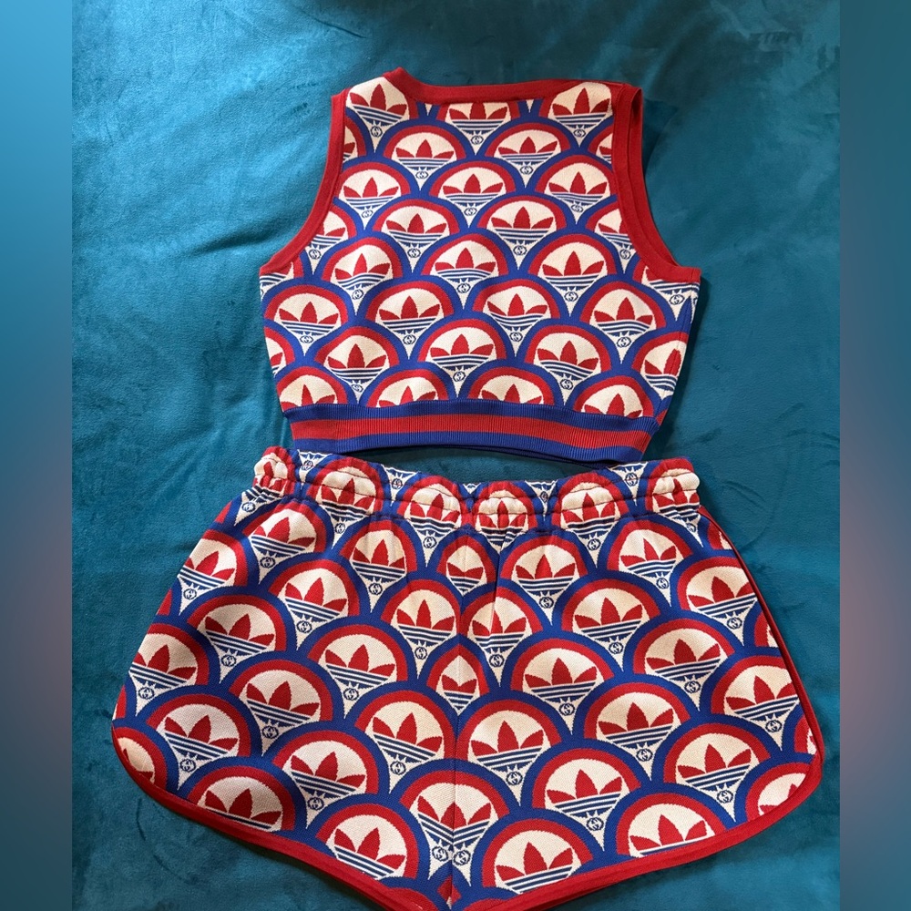Gucci x Adidas Jacquard Red, Blue & White Patterned Crop Tank and Shorts Set - Picture 2 of 7